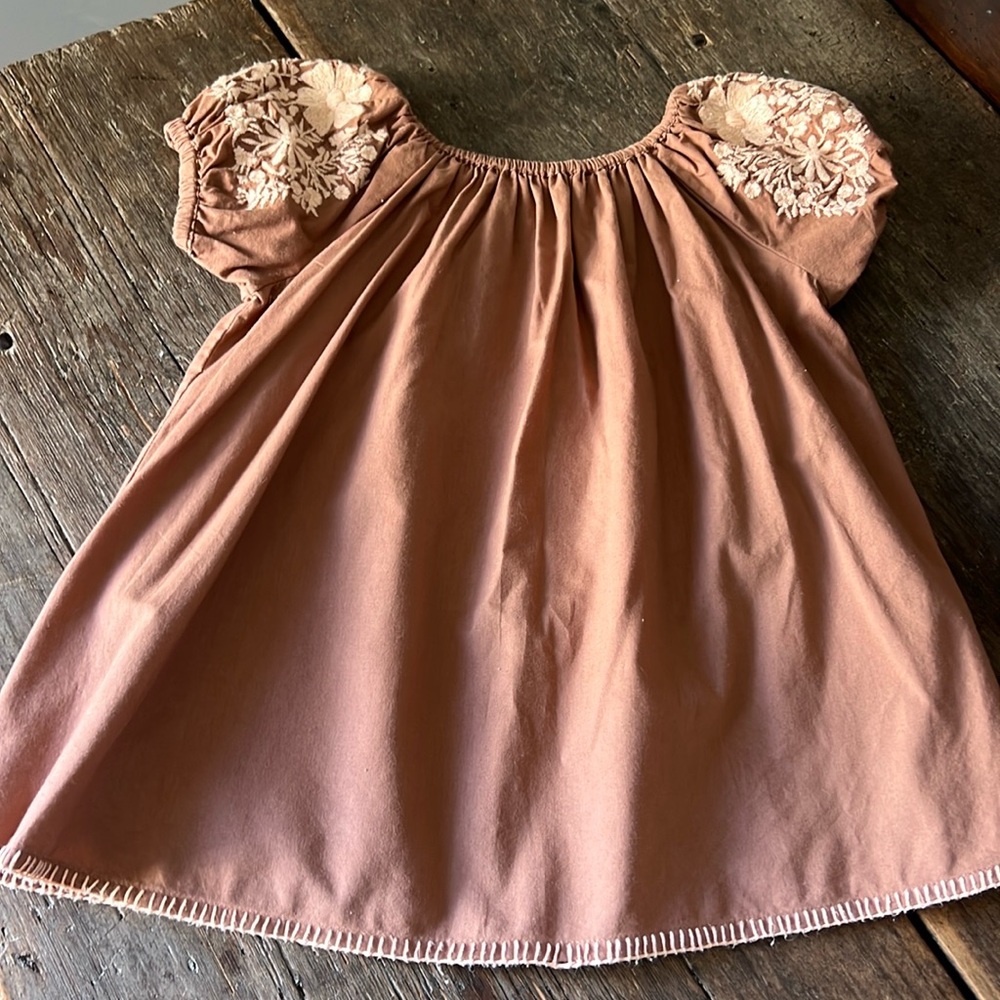 Apolina cotton embroidered 2-3y small dress 🌸🤎